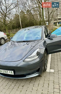 Седан Tesla Model 3 2019 в Одессе