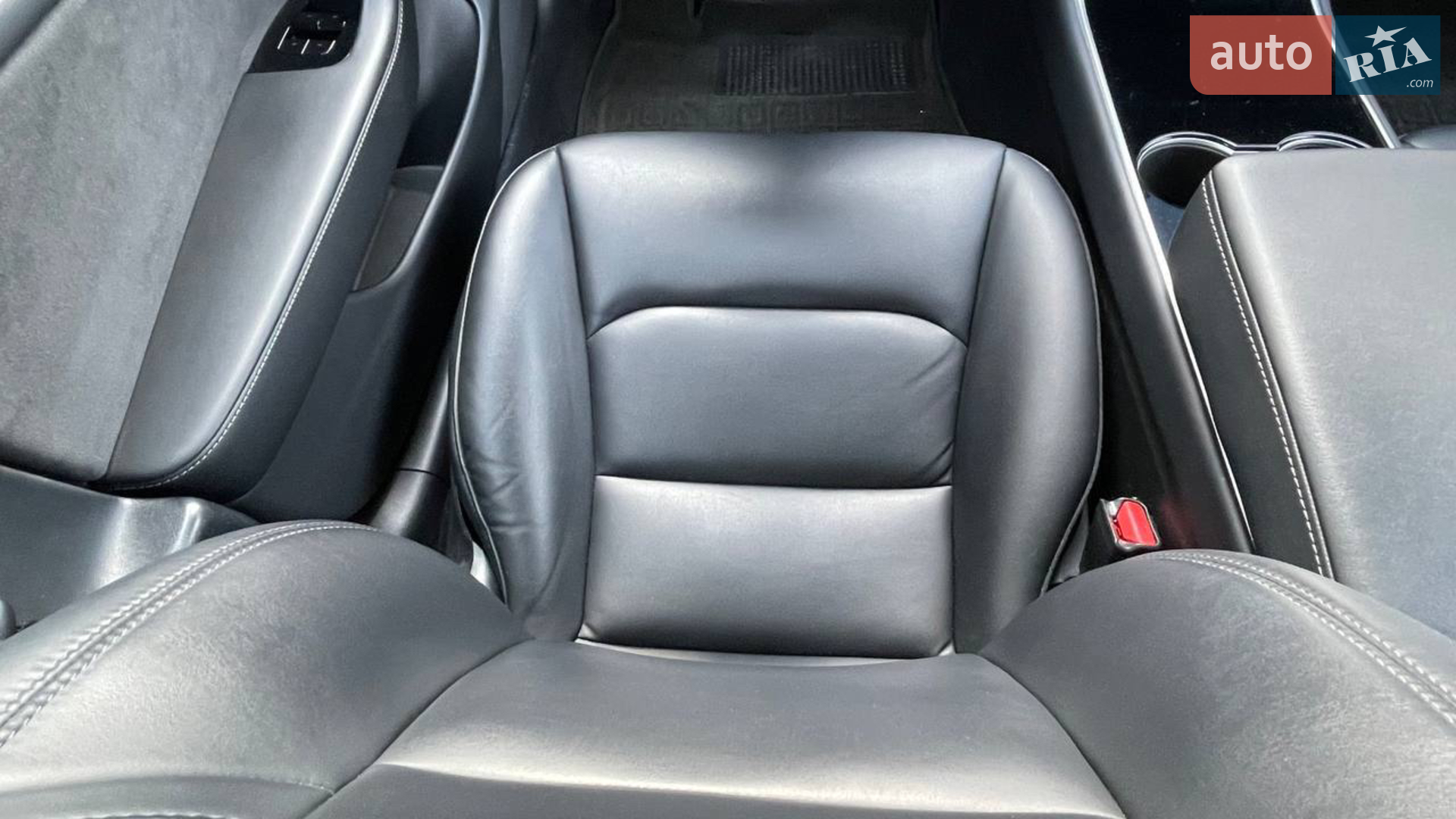 2020 Tesla Model 3 - мініатюра 36