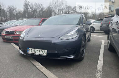 Tesla Model 3 2020