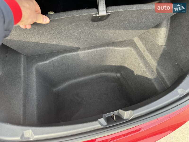 Седан Tesla Model 3 2018 в Ахтырке