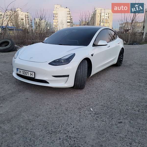 Седан Tesla Model 3 2021 в Миколаєві
