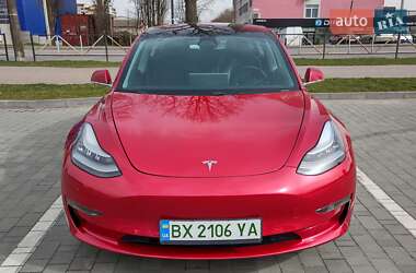Седан Tesla Model 3 2018 в Хмельницком