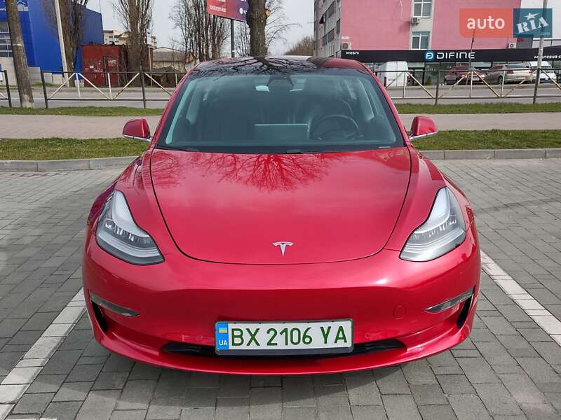 Седан Tesla Model 3 2018 в Хмельницькому