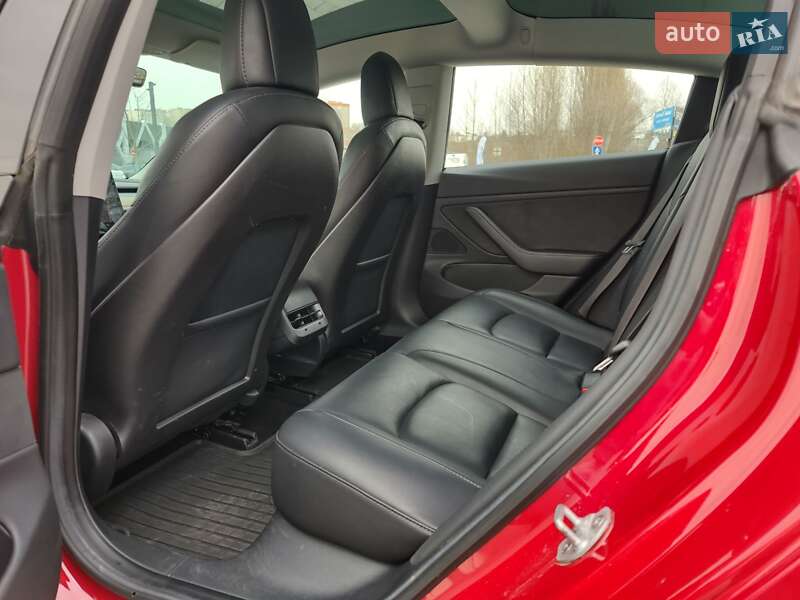 Седан Tesla Model 3 2018 в Хмельницькому
