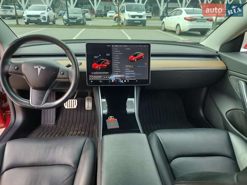 Седан Tesla Model 3 2018 в Хмельницькому