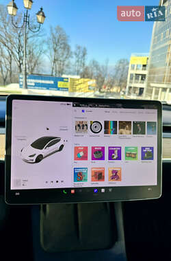 Седан Tesla Model 3 2019 в Одессе