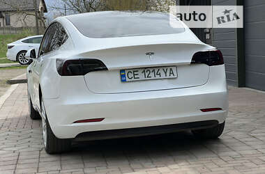 Седан Tesla Model 3 2019 в Черновцах