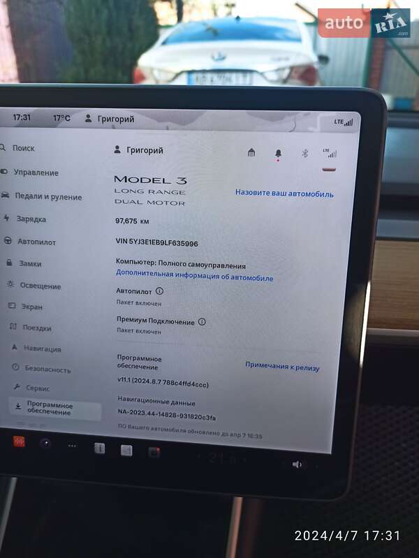 Седан Tesla Model 3 2019 в Виннице
