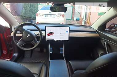 Седан Tesla Model 3 2019 в Виннице