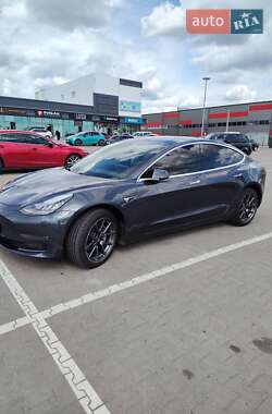 Седан Tesla Model 3 2019 в Києві