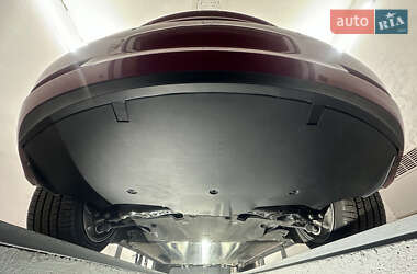 Седан Tesla Model 3 2018 в Чернівцях
