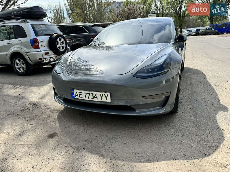 Седан Tesla Model 3 2021 в Днепре