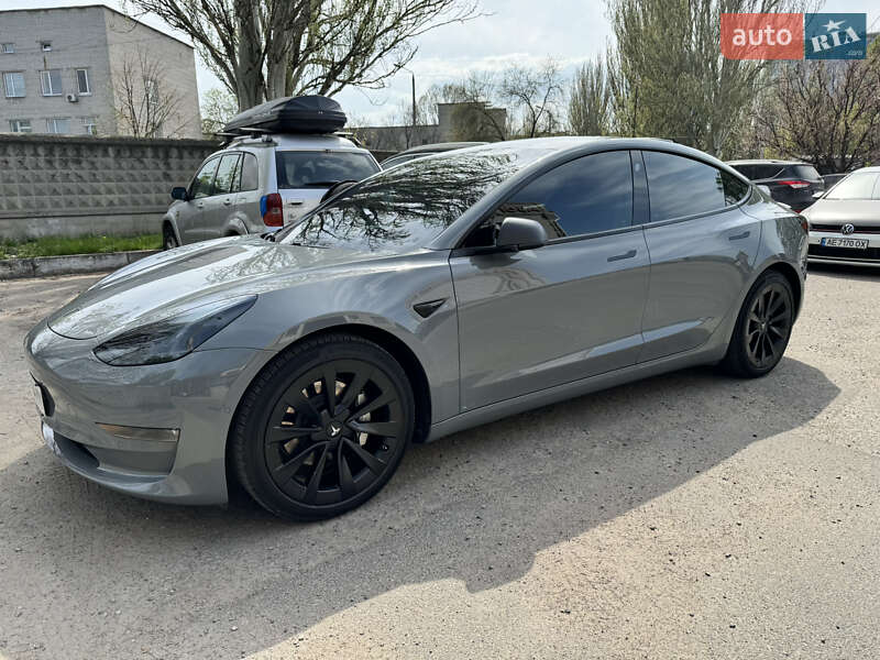 Tesla Model 3 2021