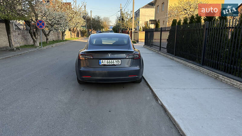 Седан Tesla Model 3 2020 в Киеве