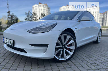 Седан Tesla Model 3 2019 в Ивано-Франковске