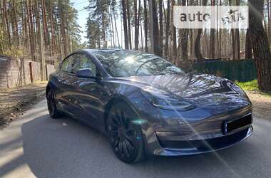 Седан Tesla Model 3 2021 в Києві