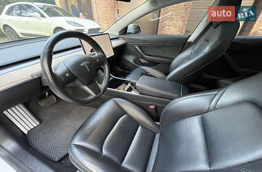 Седан Tesla Model 3 2018 в 
