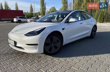 Седан Tesla Model 3 2021 в Кременчуге