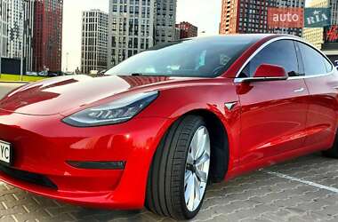 Седан Tesla Model 3 2018 в Києві