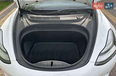 Седан Tesla Model 3 2018 в Днепре