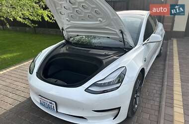 Седан Tesla Model 3 2018 в Днепре