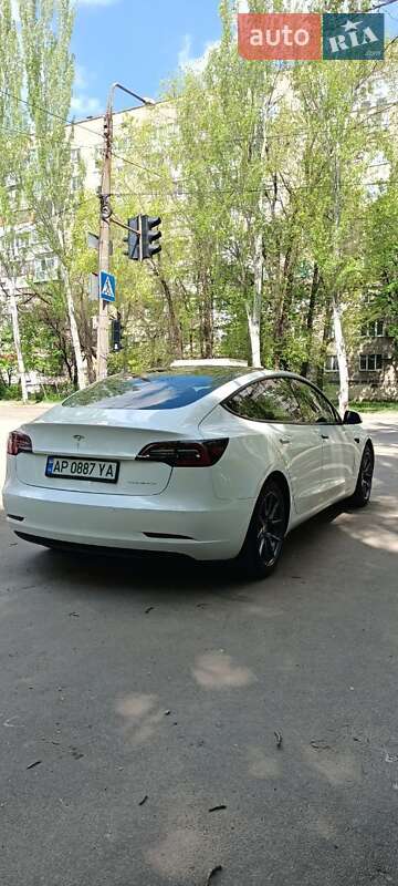 Седан Tesla Model 3 2021 в Запоріжжі