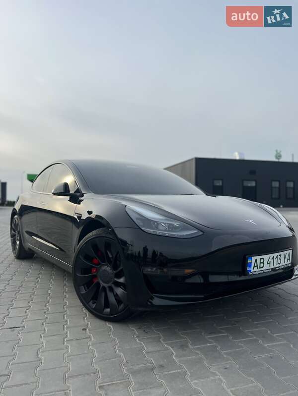 Tesla Model 3 2022