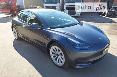 Седан Tesla Model 3 2021 в Ровно