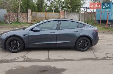 Седан Tesla Model 3 2020 в Полтаве