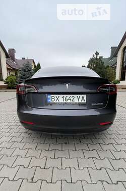 Седан Tesla Model 3 2018 в Хмельницком