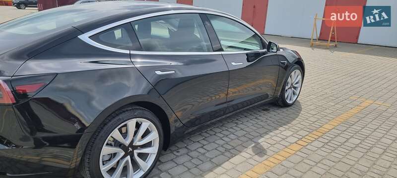 Седан Tesla Model 3 2018 в Львове фото 7 Седан Tesla Model 3 2018 в Львове