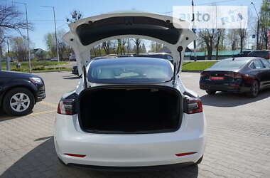 Седан Tesla Model 3 2023 в Житомире