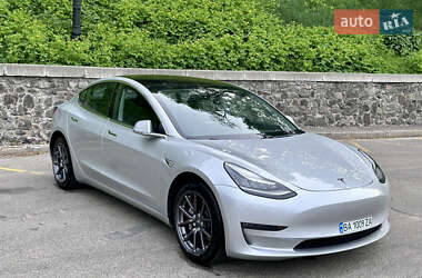 Tesla Model 3 2018