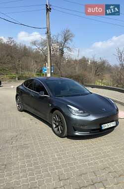Tesla Model 3 2018 Tesla Model 3 2018