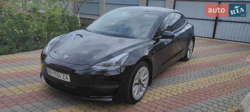 Tesla Model 3 2021