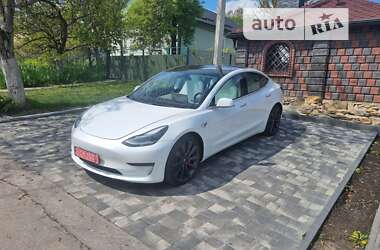 Tesla Model 3 2020