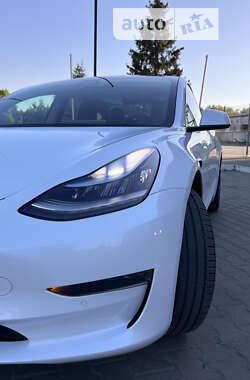 Седан Tesla Model 3 2020 в Ковеле