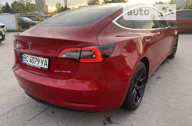 Седан Tesla Model 3 2020 в Львове