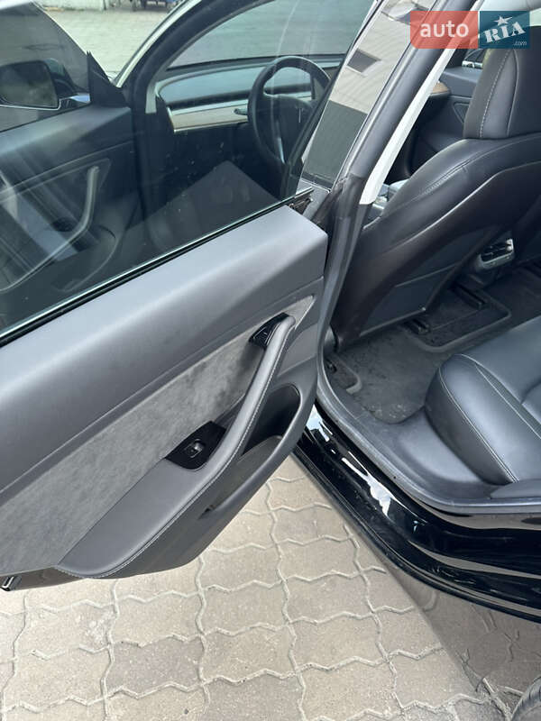 Седан Tesla Model 3 2019 в Львове фото 9 Седан Tesla Model 3 2019 в Львове