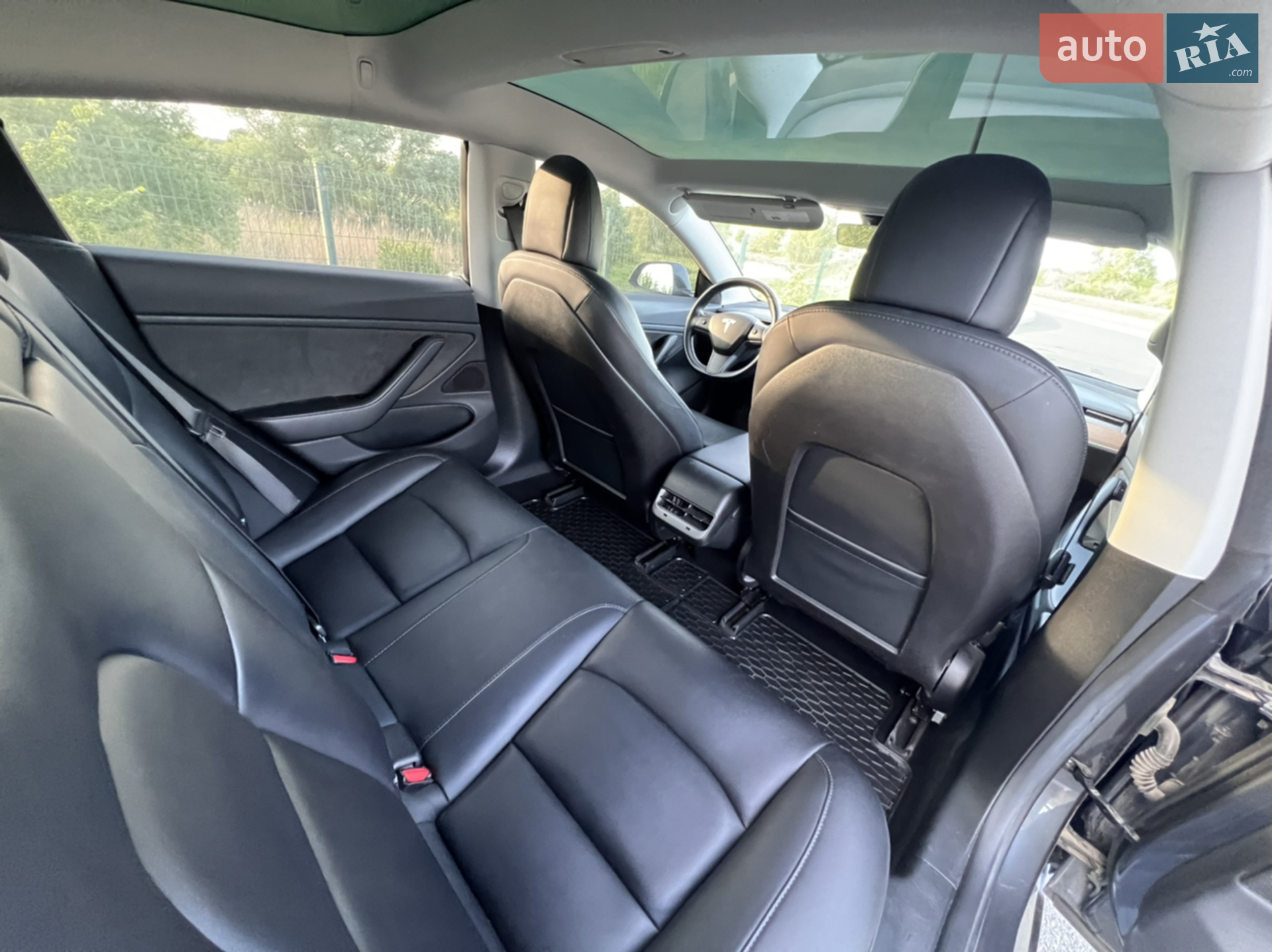 2018 Tesla Model 3 - мініатюра 28