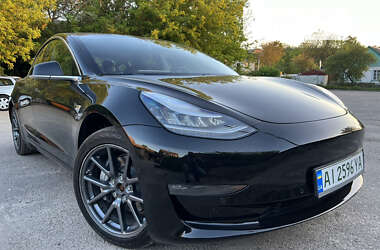 Tesla Model 3 2019