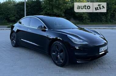 Tesla Model 3 2018