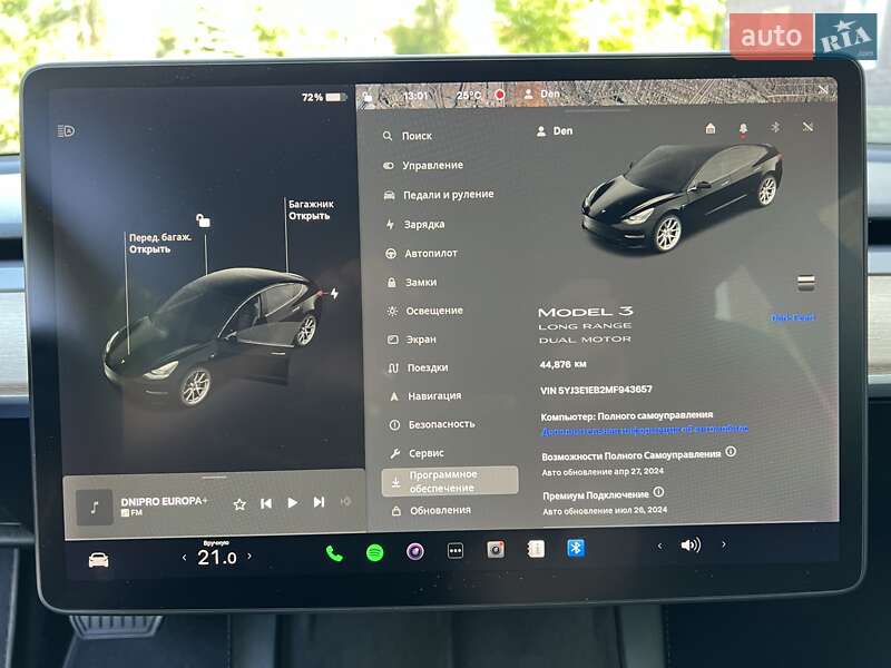 Седан Tesla Model 3 2021 в Кам'янському