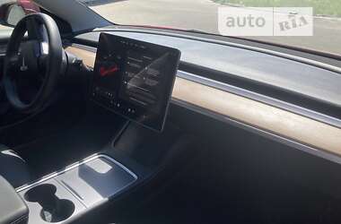 Седан Tesla Model 3 2023 в Днепре