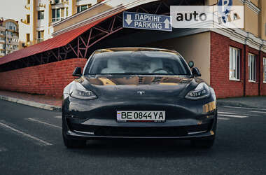 Седан Tesla Model 3 2022 в Миколаєві