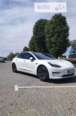 Седан Tesla Model 3 2021 в Виннице