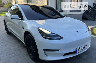 Tesla Model 3 2018