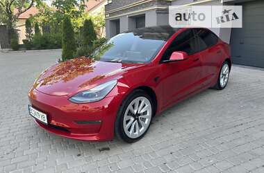 Tesla Model 3 2022