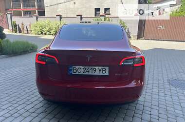 Седан Tesla Model 3 2022 в Львові