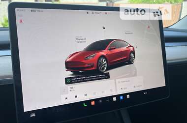 Седан Tesla Model 3 2022 в Львові